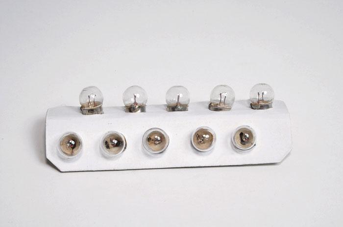 MINIATURE BULBS, 3.8V, 0.3A, PACK OF 10 | UNI1-LMP038-PK/10