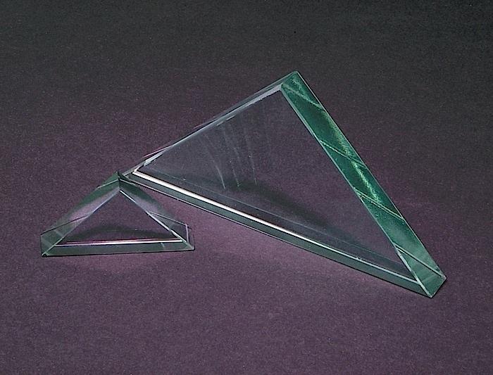 RIGHT ANGLE REFRACTION PRISM, 32MM X 45MM, GLASS | UNI1-PFG050